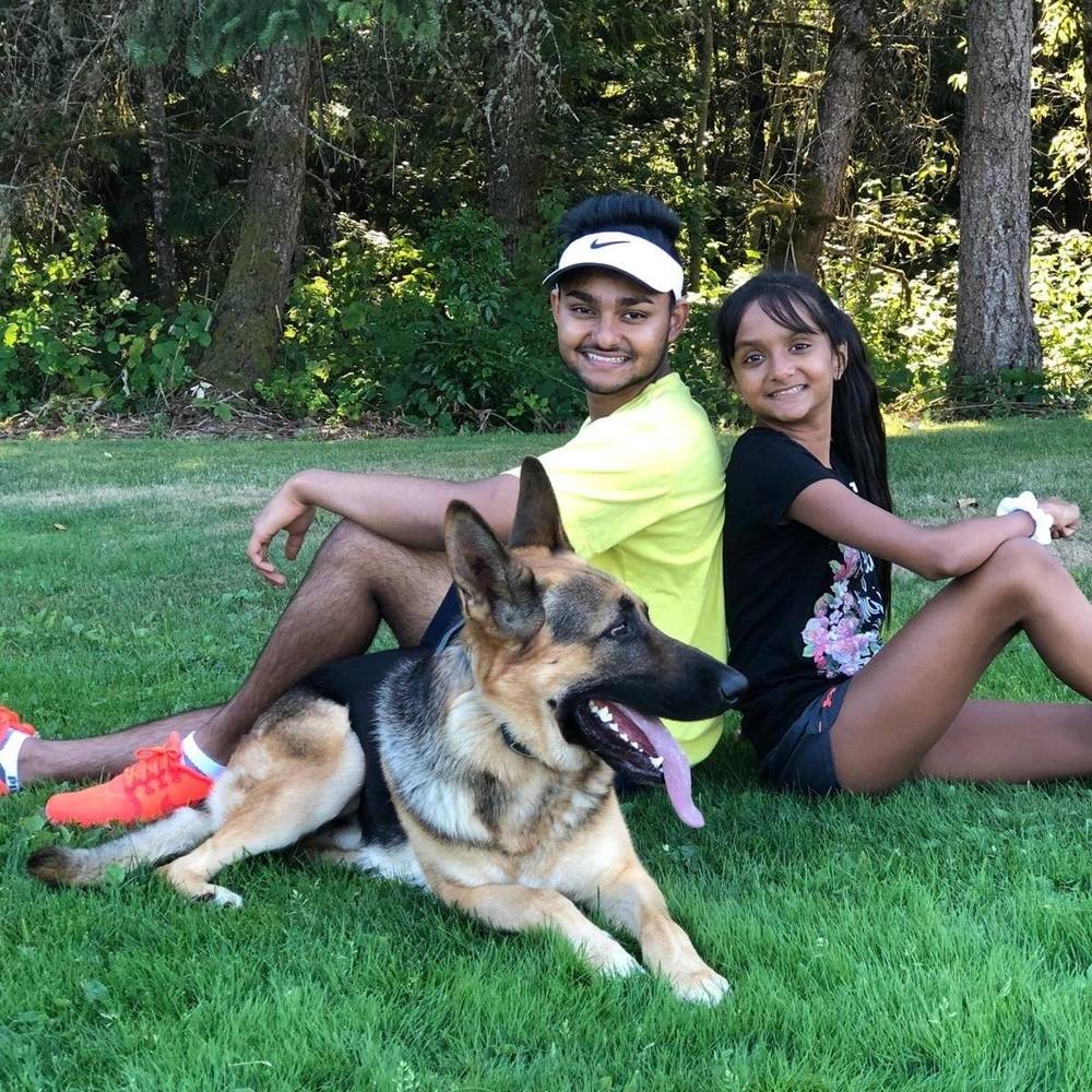 Meet your Posher, Valentina